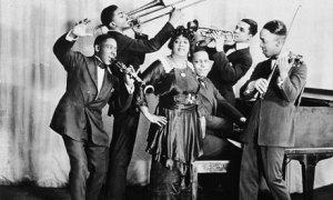 Mamie Smith & The Jazz Hounds